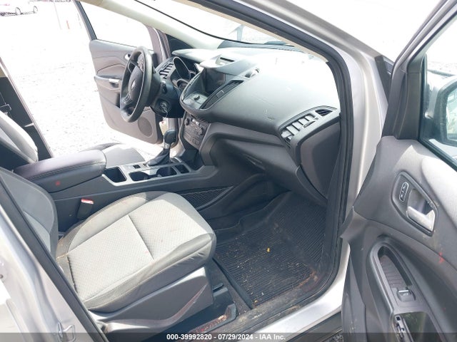 Ford ESCAPE SE 2017 1FMCU0GD2HUE05626 Image 5