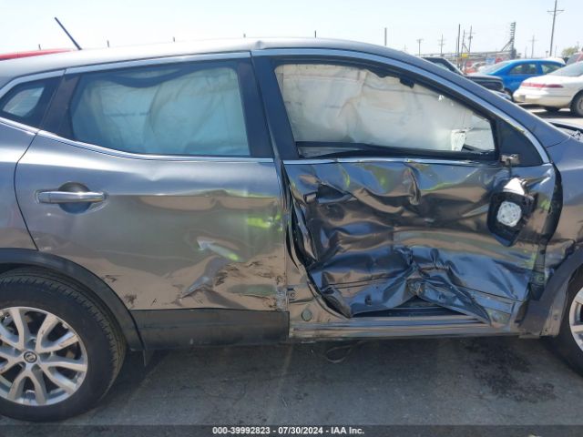 JN1BJ1AV9NW582225 Nissan Rogue Sport S Fwd Xtronic Cvt