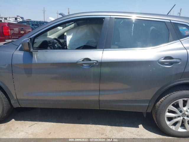 JN1BJ1AV9NW582225 Nissan Rogue Sport S Fwd Xtronic Cvt
