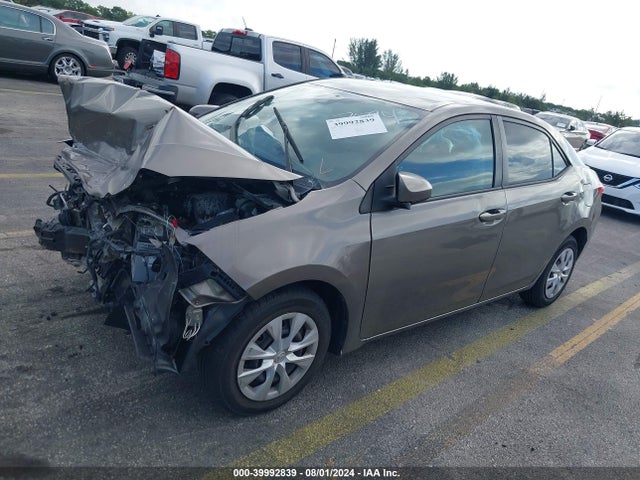Toyota COROLLA LE 2017 5YFBURHE2HP727594 Image 2