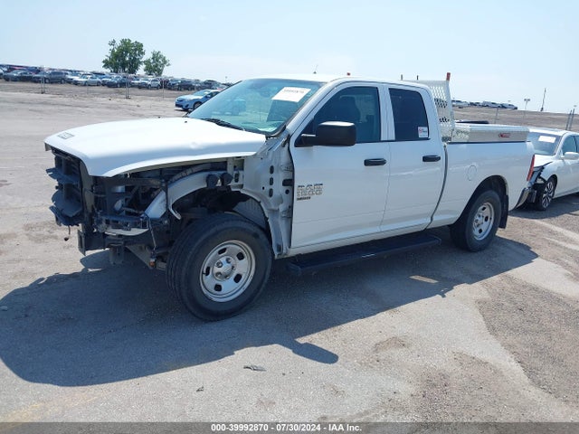 1C6RR7FG1KS735773 RAM 1500 Classic Tradesman Quad Cab 4x4 6'4 Box