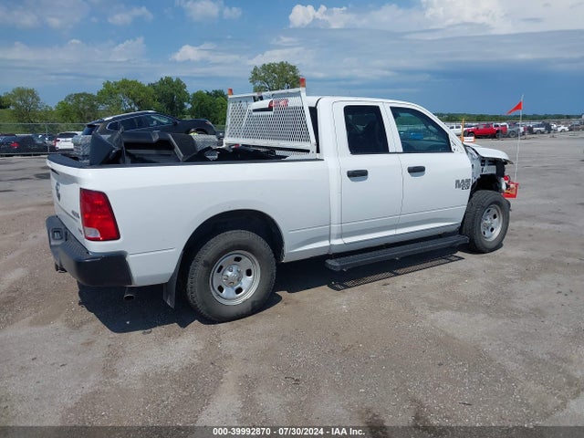 1C6RR7FG1KS735773 RAM 1500 Classic Tradesman Quad Cab 4x4 6'4 Box