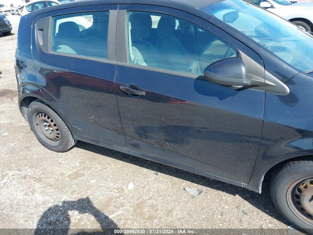 Chevrolet Sonic Ls Auto 2014 1G1JA6SH9E4238686 Image 13