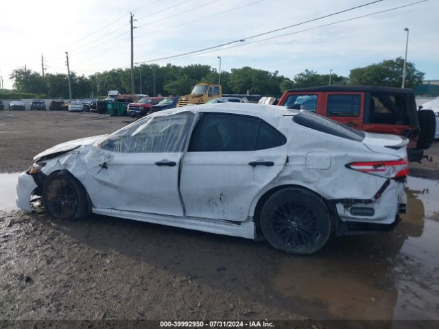4T1G11AK5LU301048 Toyota Camry Se Nightshade Edition