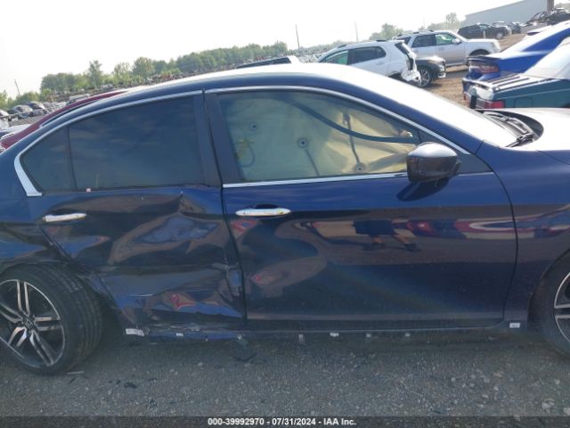 1HGCR2F18HA103916 Honda Accord Sport Se