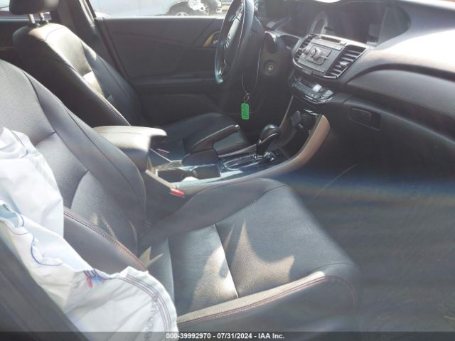 1HGCR2F18HA103916 Honda Accord Sport Se