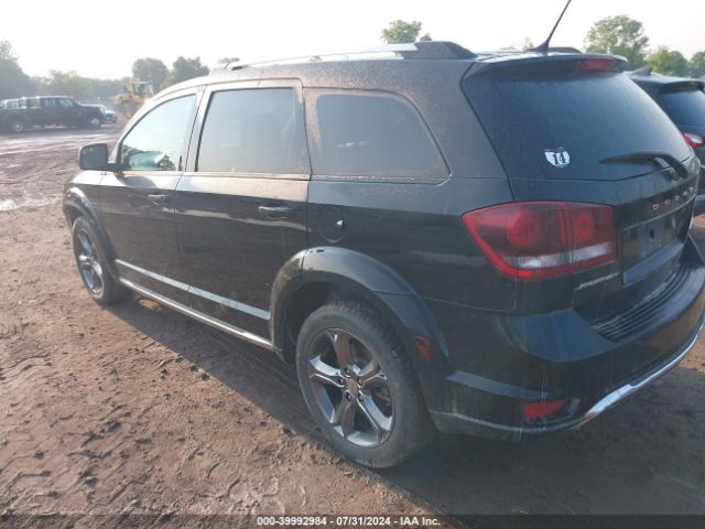 3C4PDCGGXFT511802 Dodge Journey Crossroad