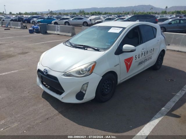 JTDKDTB30G1137787 Toyota Prius C One