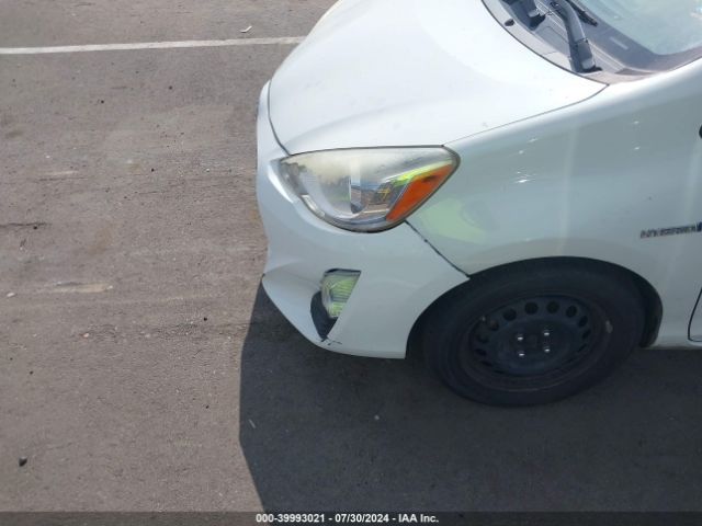 JTDKDTB30G1137787 Toyota Prius C One