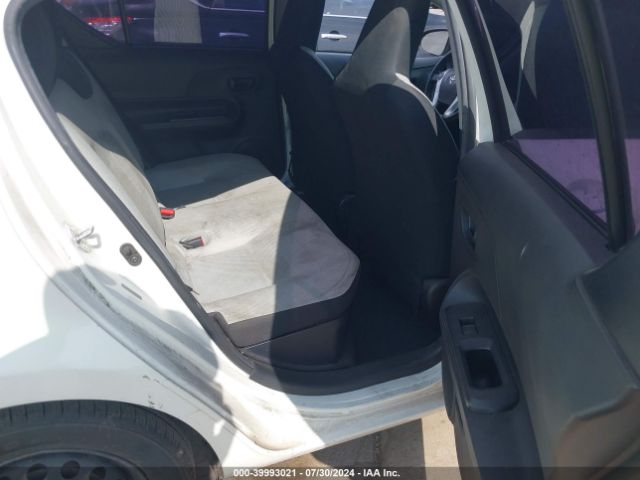 JTDKDTB30G1137787 Toyota Prius C One