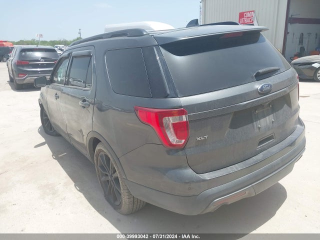 Ford EXPLORER XLT 2017 1FM5K7D85HGD53499 Image 3