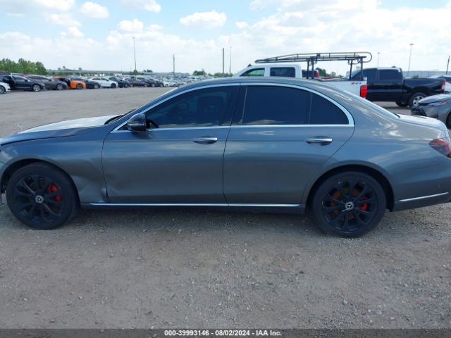 WDDZF4JB6JA407609 Mercedes-Benz E 300