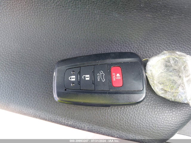 Toyota Rav4 Xle Premium 2019 2T3C1RFVXKC025893 Image 11