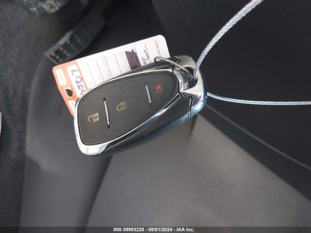 Chevrolet Traverse Ls 2018 1GNERFKW7JJ137214 Image 11