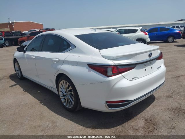 58AFA1C18NU017148 Lexus Es 300h Ultra Luxury
