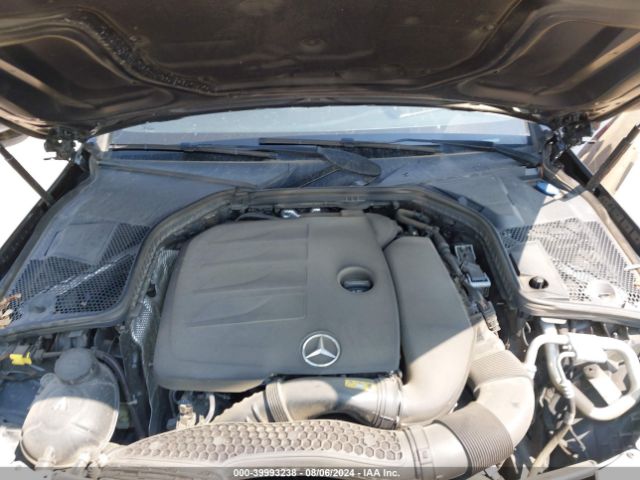 WDDWJ8DB1KF846323 Mercedes-Benz C 300