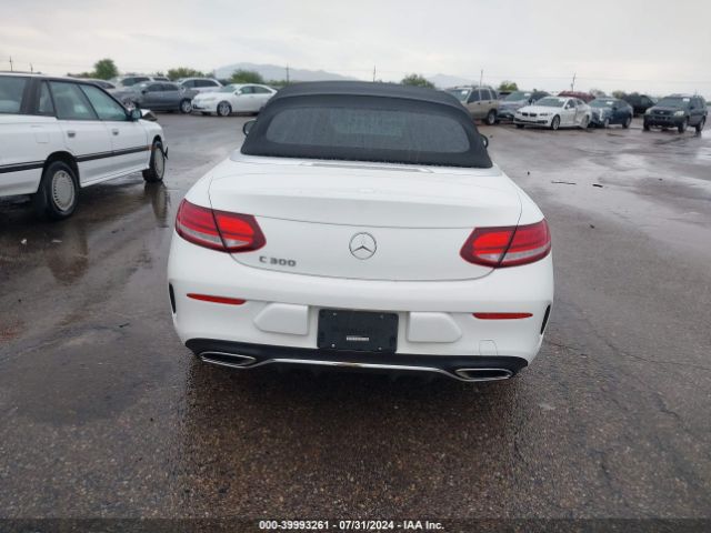 WDDWK8DB1KF816171 Mercedes-Benz C 300