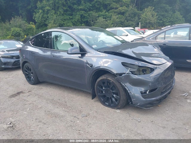 2023 TESLA MODEL Y 7SAYGAEE1PF852297 Photo 0