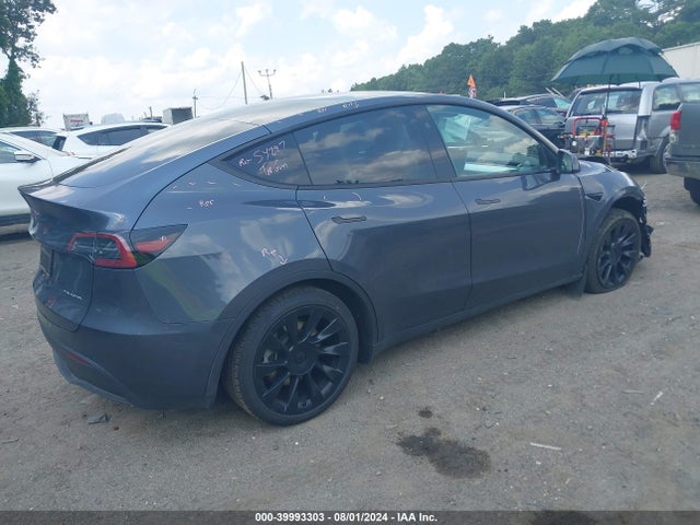 2023 TESLA MODEL Y 7SAYGAEE1PF852297 Photo 3