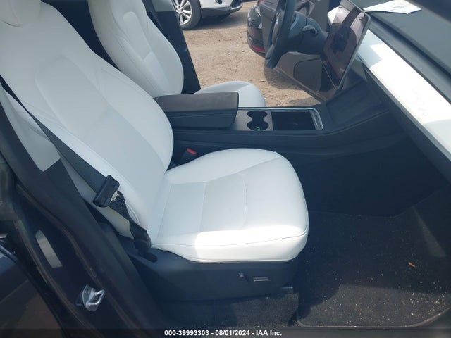 2023 TESLA MODEL Y 7SAYGAEE1PF852297 Photo 4
