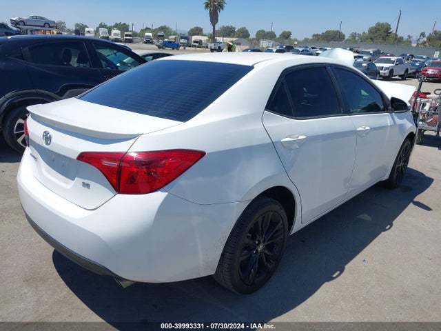 Toyota COROLLA SE 2017 5YFBURHE1HP689372 Image 4