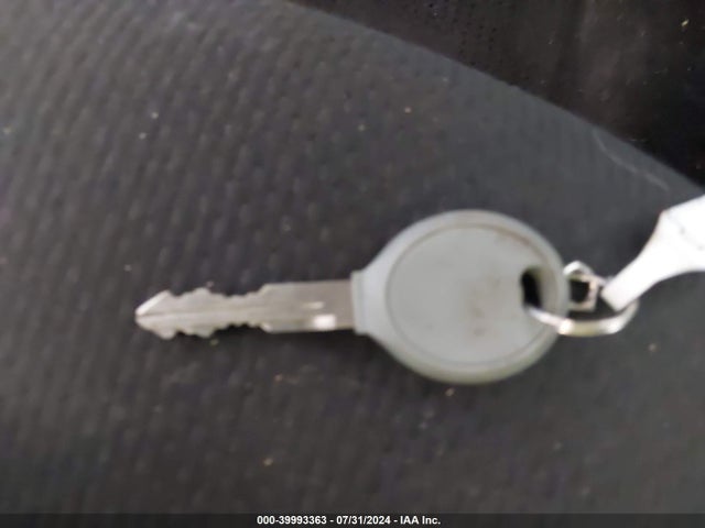 Chrysler 200 LX 2014 1C3CCBAB8EN210649 Image 11