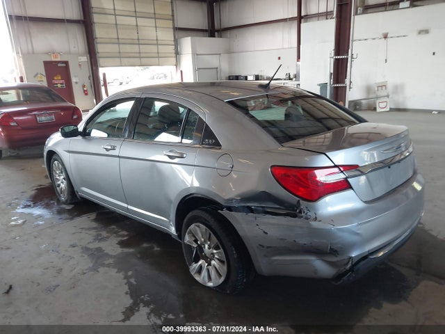 1C3CCBAB8EN210649 Chrysler 200 LX