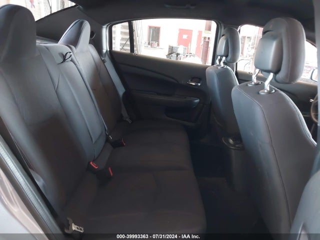1C3CCBAB8EN210649 Chrysler 200 LX