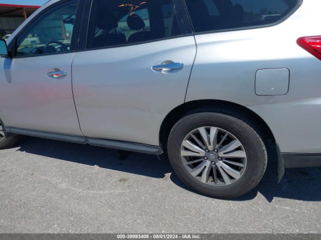 5N1DR2MN0KC583997 Nissan Pathfinder S