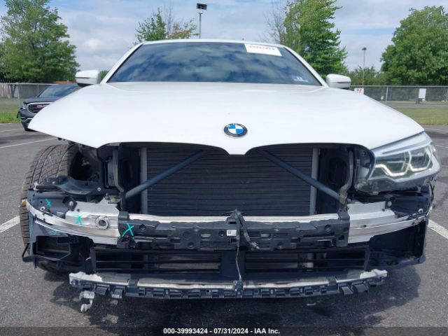 WBAJE7C52JWC56032 BMW 540i Xdrive