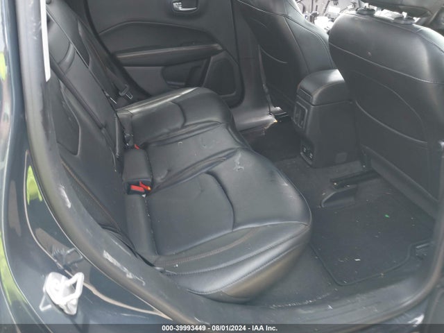 3C4NJCCB1JT407055 Jeep Compass Limited Fwd