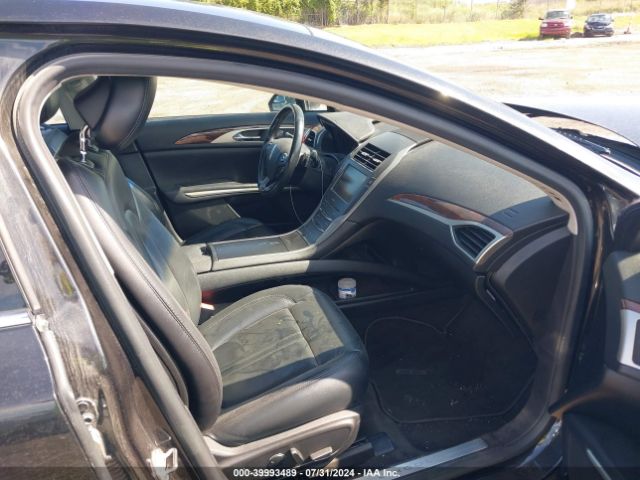 3LN6L2J95FR615643 Lincoln MKZ
