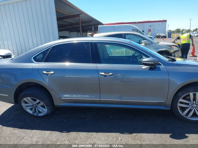 1VWCT7A31HC018052 Volkswagen Passat 1.8t Sel Premium