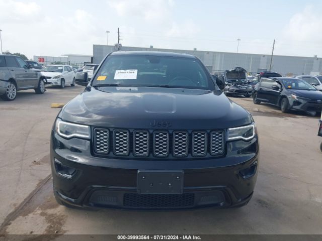 1C4RJEAG1NC153893 Jeep Grand Cherokee Wk Laredo X 4x2