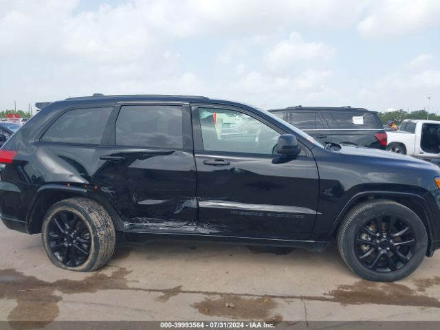 1C4RJEAG1NC153893 Jeep Grand Cherokee Wk Laredo X 4x2