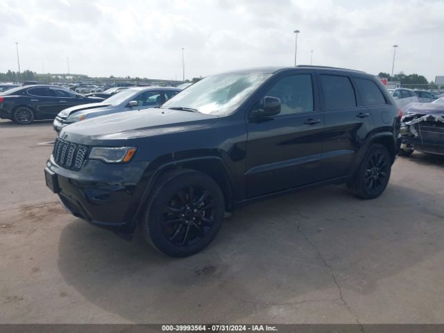 1C4RJEAG1NC153893 Jeep Grand Cherokee Wk Laredo X 4x2