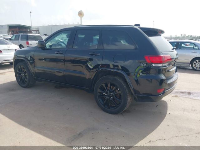 1C4RJEAG1NC153893 Jeep Grand Cherokee Wk Laredo X 4x2
