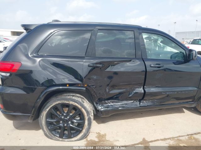 1C4RJEAG1NC153893 Jeep Grand Cherokee Wk Laredo X 4x2
