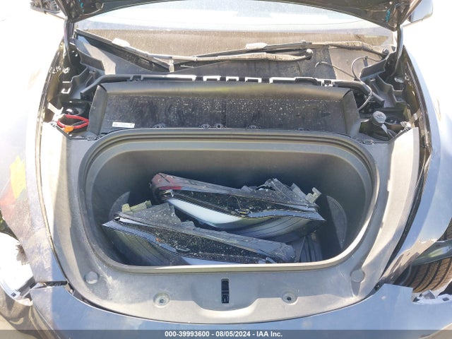 2024 TESLA MODEL Y 7SAYGDEE3RF090790 Photo 9