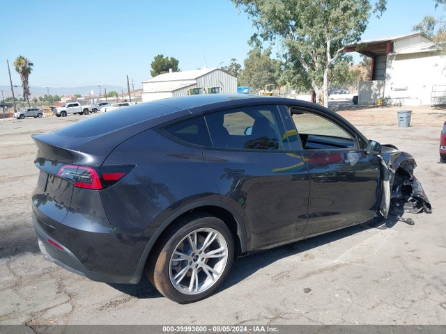 2024 TESLA MODEL Y 7SAYGDEE3RF090790 Photo 3