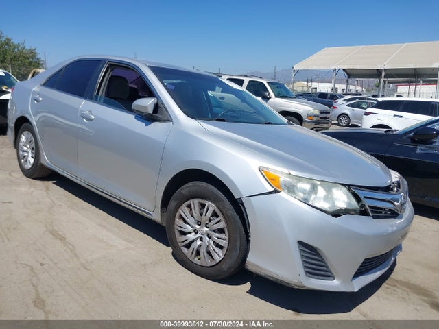 Toyota CAMRY LE 2014 4T4BF1FK6ER337182 main image