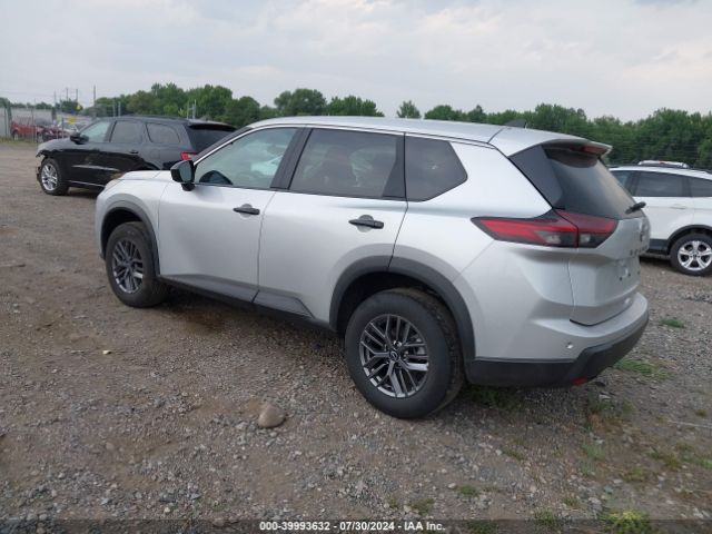 5N1BT3AB9RC719773 Nissan Rogue S Intelligent Awd