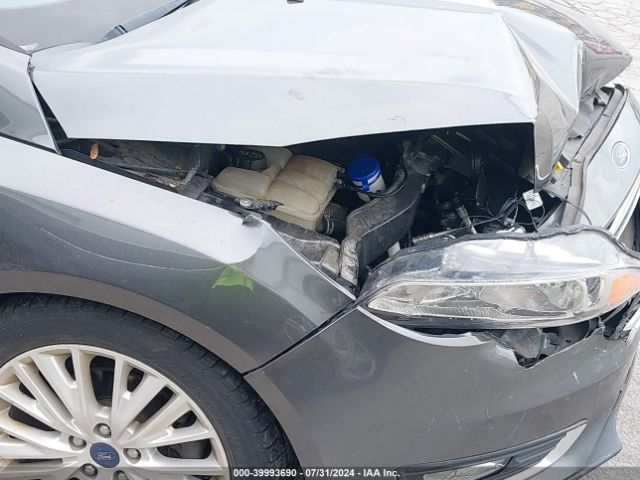 1FADP3J28JL271781 Ford Focus Titanium