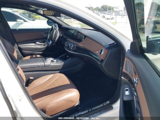 WDDUG8CB8GA245373 Mercedes-Benz S 550