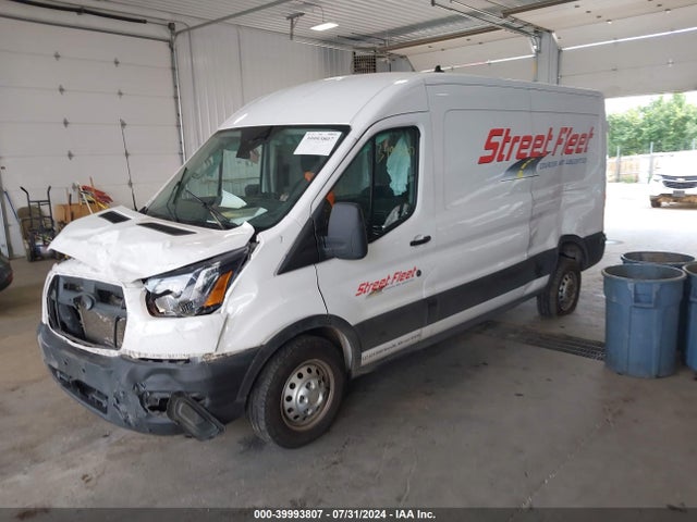 Ford Transit-250 2022 1FTBR2CG1NKA19140 Image 2