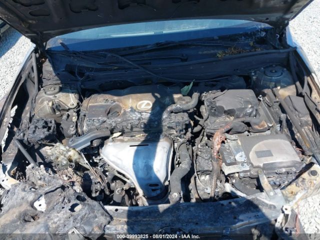 JTHBW1GG2E2044270 Lexus ES 300H