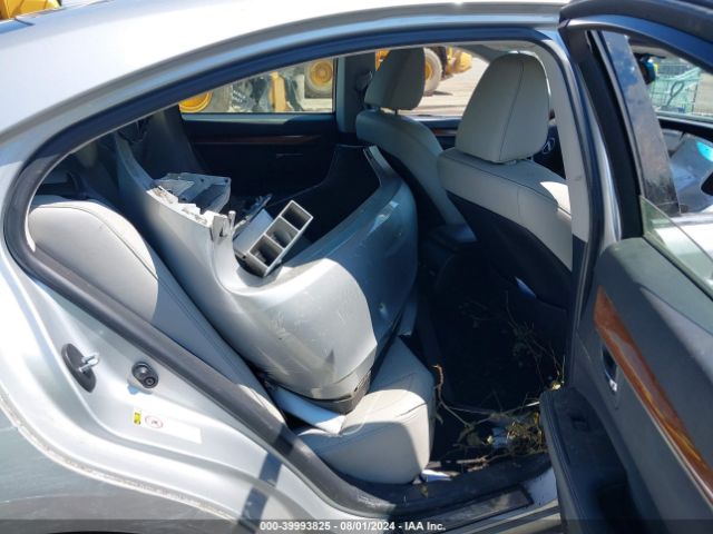 JTHBW1GG2E2044270 Lexus ES 300H