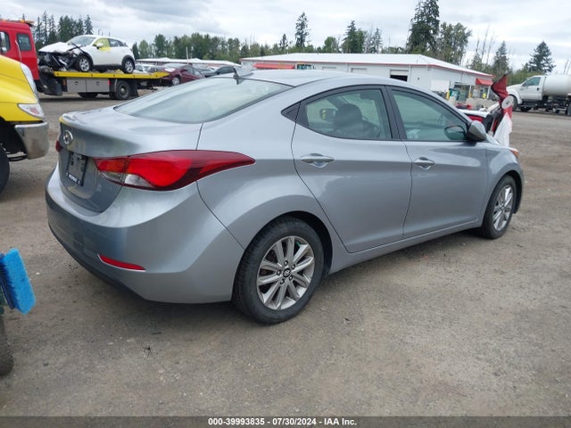 2016 Hyundai Elantra Se მანქანა იყიდება აუქციონზე, vin: 5NPDH4AE5GH708074, აუქციონის ნომერი: 39993835