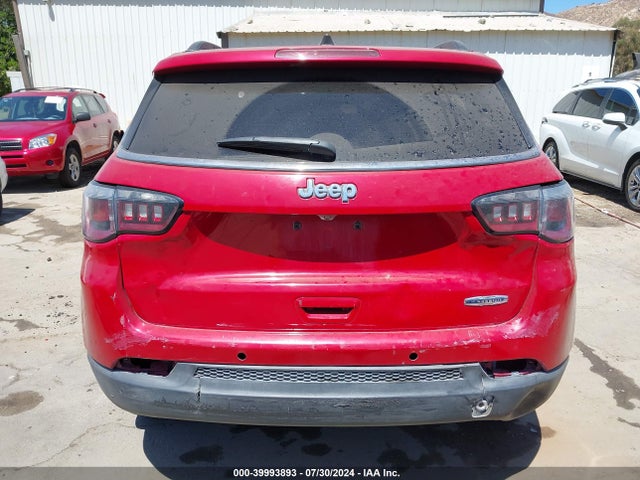 Jeep Compass Latitude Fwd 2018 3C4NJCBB2JT212972 Image 17