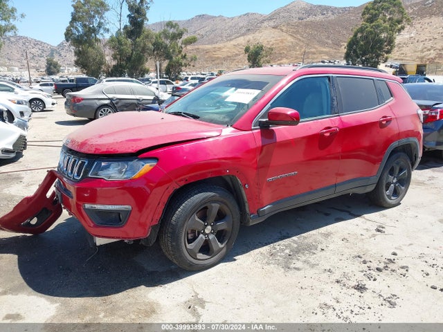 Jeep Compass Latitude Fwd 2018 3C4NJCBB2JT212972 Image 2